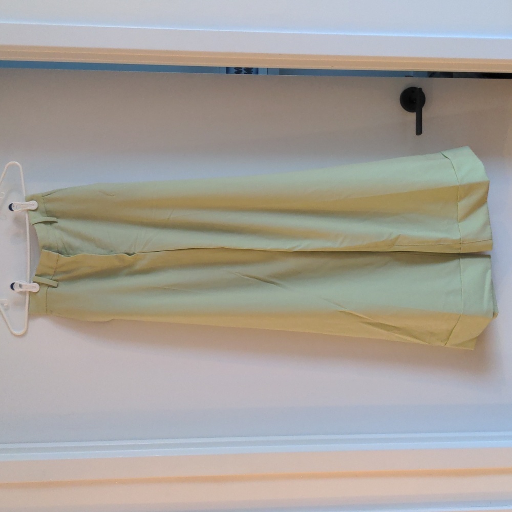 Wide leg pants